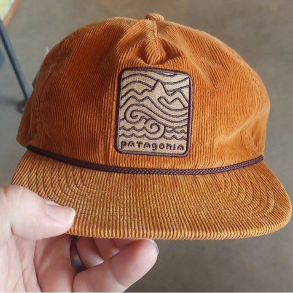 NWOT Vintage Patagonia Fitz Roy Corduroy Hat.